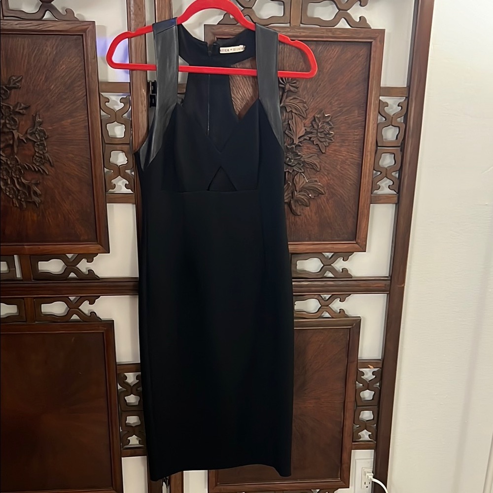 Alice + Olivia Black Sleeveless Sheath Dress with Leather Trim